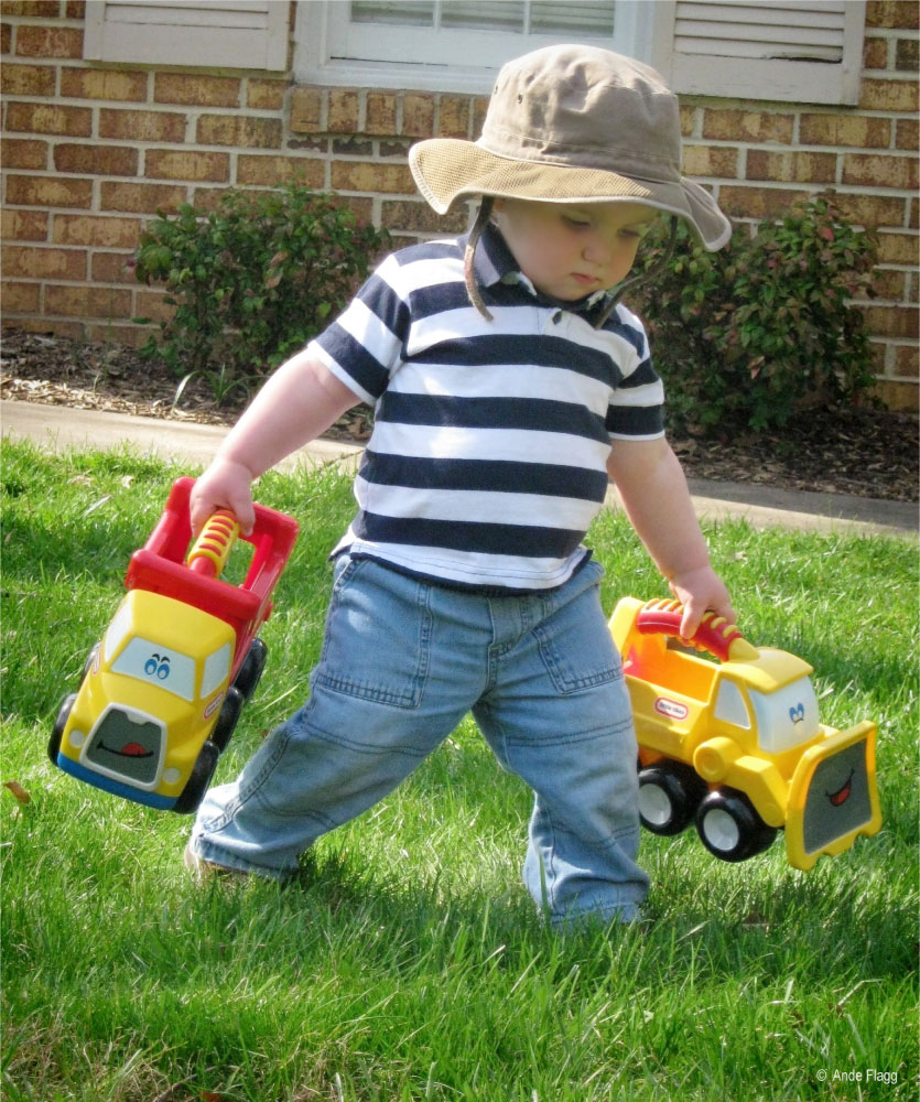 Moving With Toddlers | PCS Adventures Moving With Toddlers | PCS Adventures