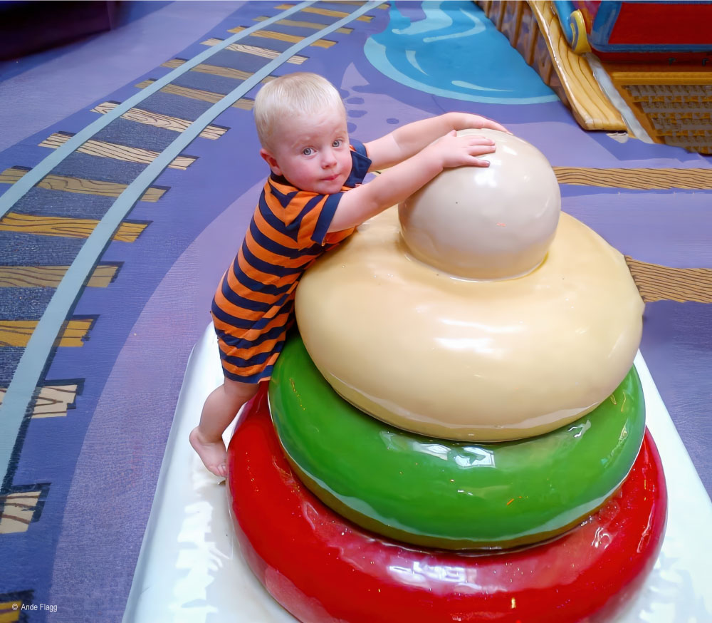 Moving With Toddlers | PCS Adventures Moving With Toddlers | PCS Adventures