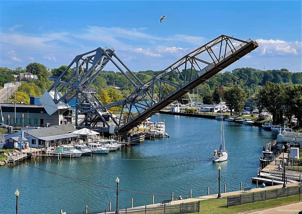 Ashtabula Lift Bridge in Action | PCS Adventures Ashtabula Lift Bridge in Action | PCS Adventures